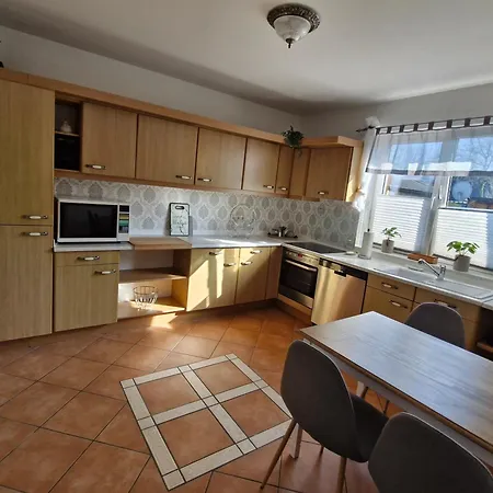 Rosa Holiday home Schiffdorf